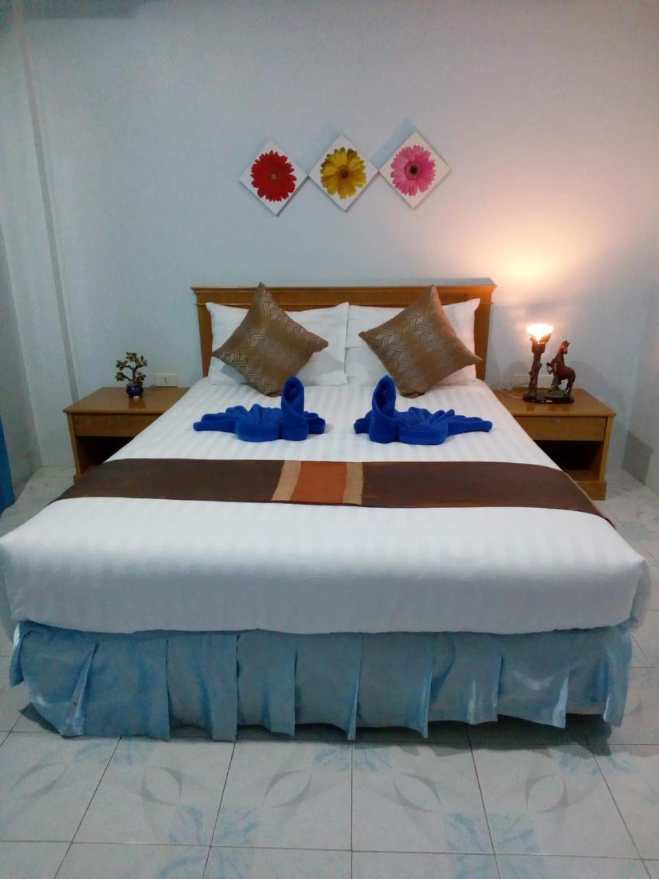 Pailin Hotel Klong Muang Beach Exteriör bild
